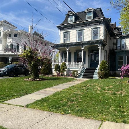 1 Bedroom Private Victorian Apt In Convenient City Location On 5 Acre, Sleeps 4 Poughkeepsie Zewnętrze zdjęcie
