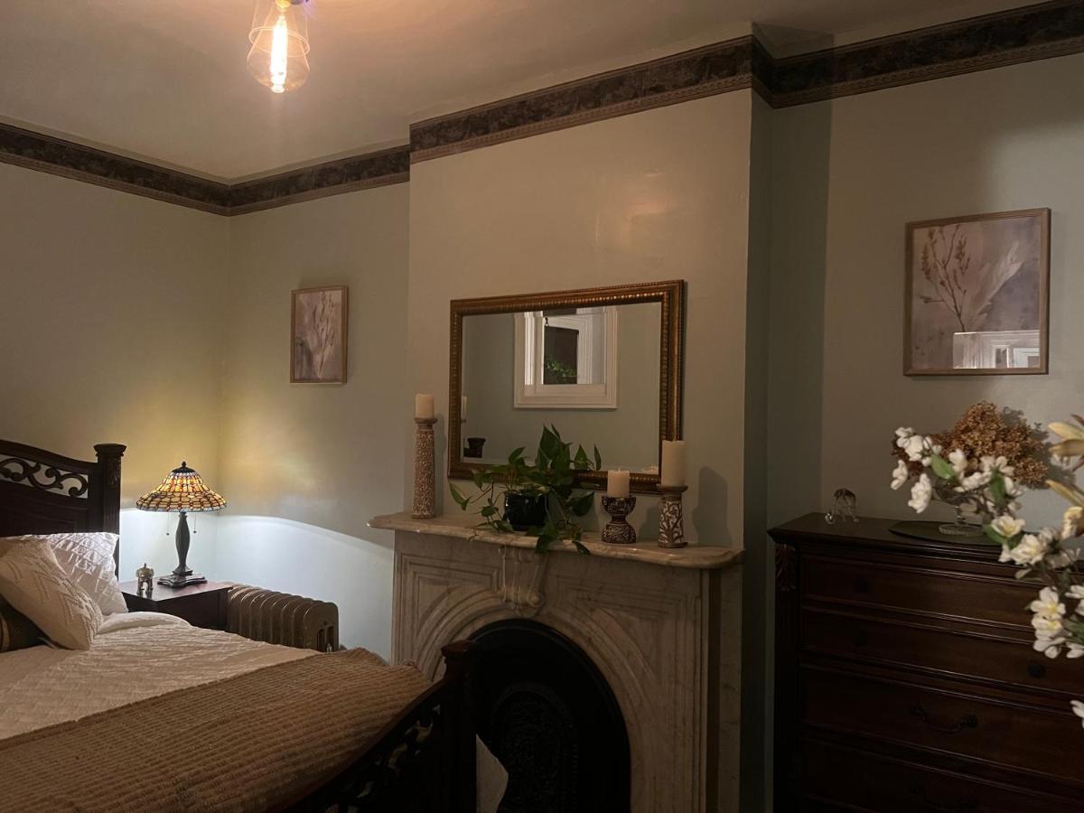 1 Bedroom Private Victorian Apt In Convenient City Location On 5 Acre, Sleeps 4 Poughkeepsie Zewnętrze zdjęcie